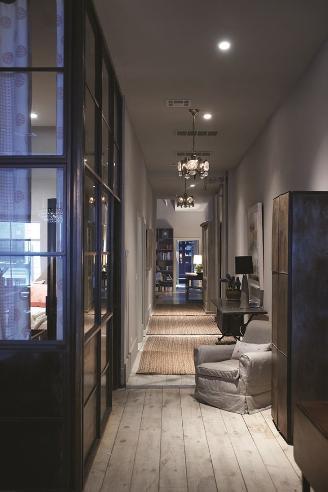 6-interiors-dustjacket-attic