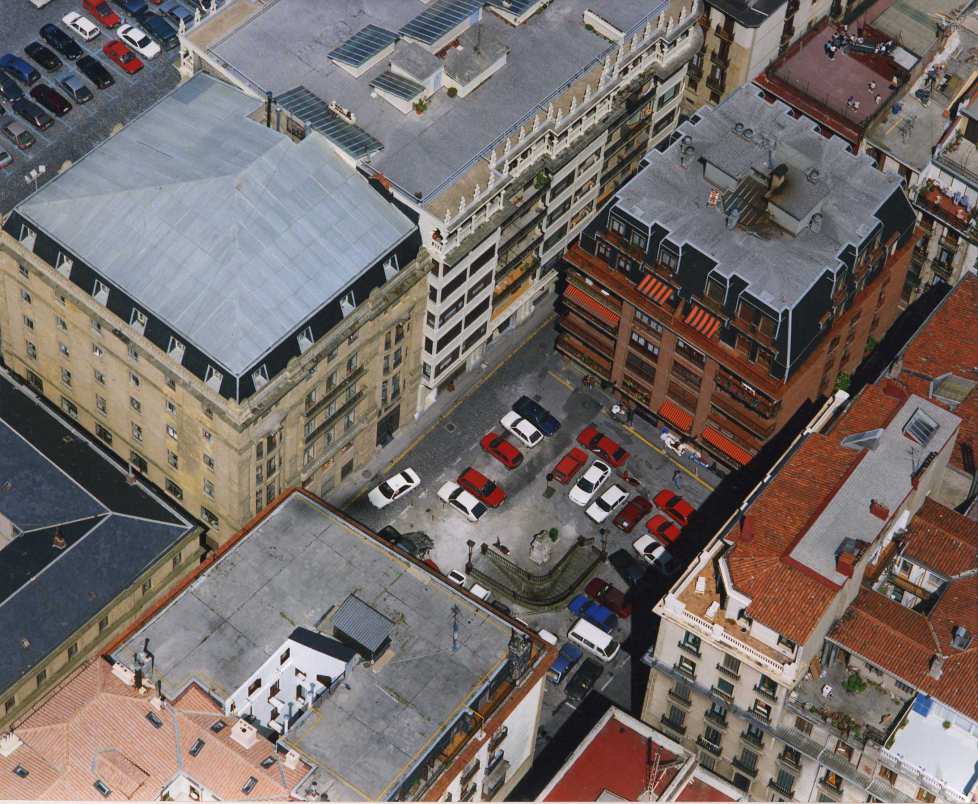 plaza-lasala.jpg image