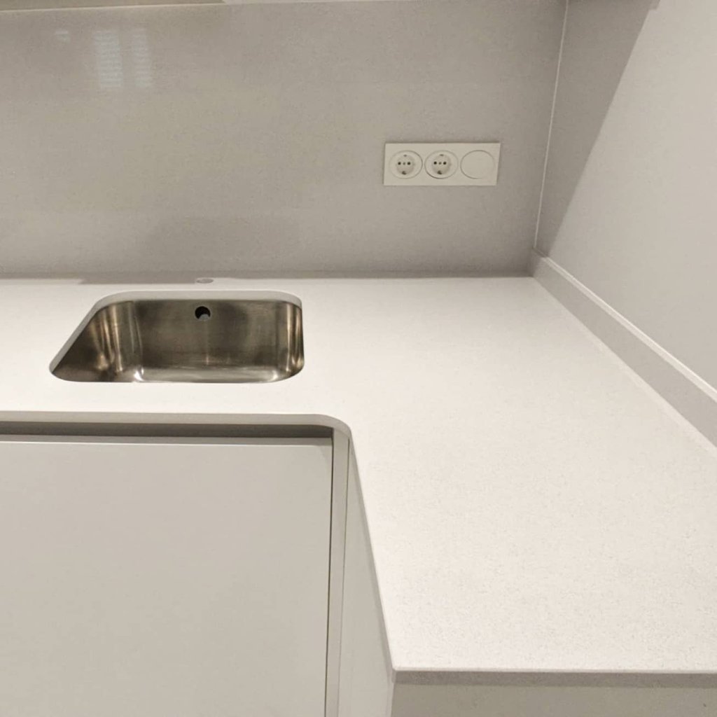 Encimera de silestone&nbsp;instalada.